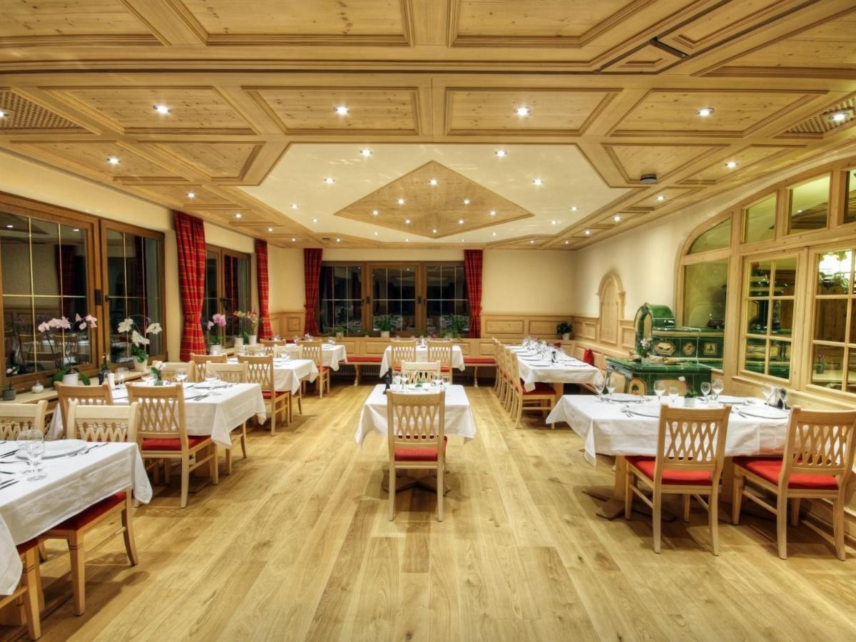 Hotel-Gasthof Neumuehle Kreenheinstetten Luaran gambar
