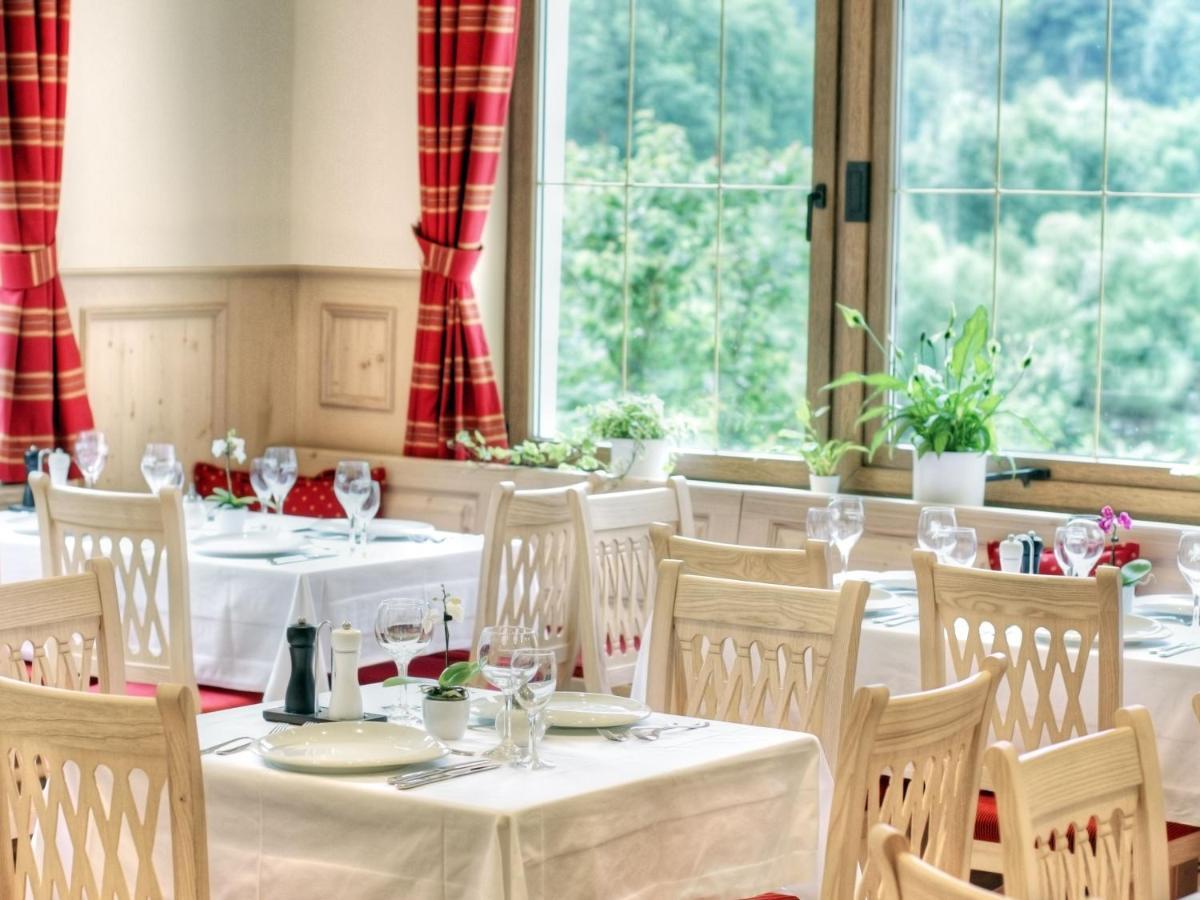Hotel-Gasthof Neumuehle Kreenheinstetten Luaran gambar