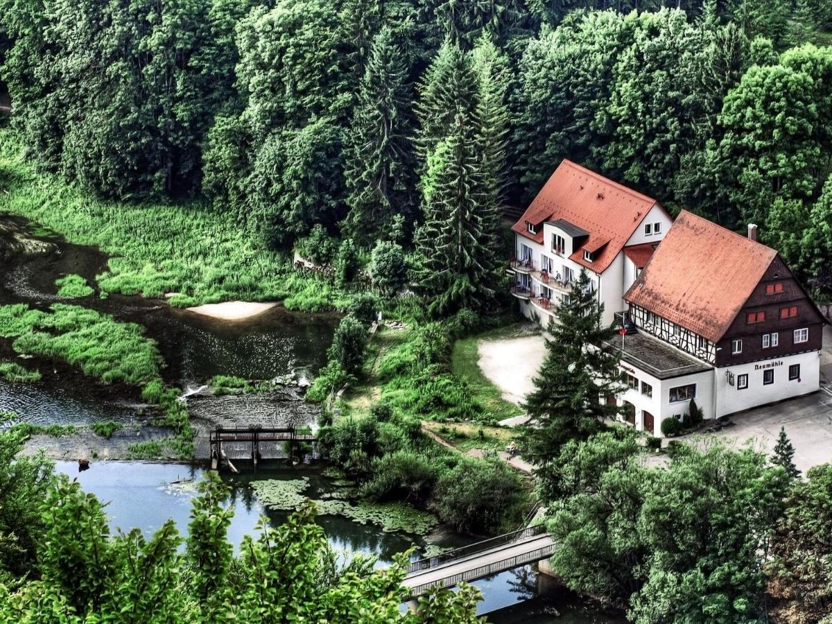 Hotel-Gasthof Neumuehle Kreenheinstetten Luaran gambar